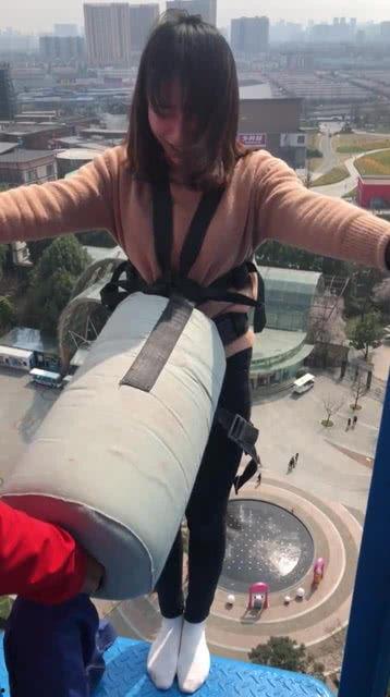 最新爆料蹦极视频大全集,揭秘最新蹦极视频大全集,惊险瞬间尽收眼底 第2张 最新爆料蹦极视频大全集,揭秘最新蹦极视频大全集,惊险瞬间尽收眼底 第2张